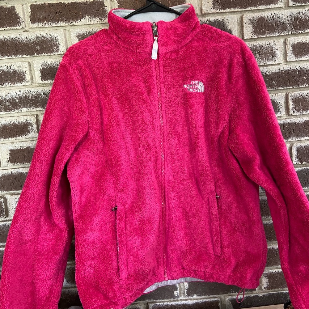 The North Face Hot Pink size Medium Women’s Jacket.